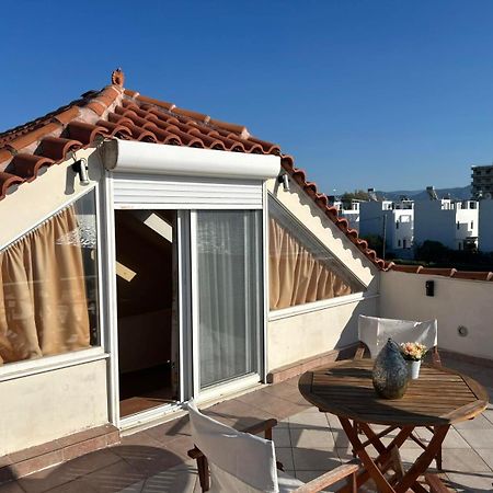 Villa Seabreeze Лоутраки Экстерьер фото