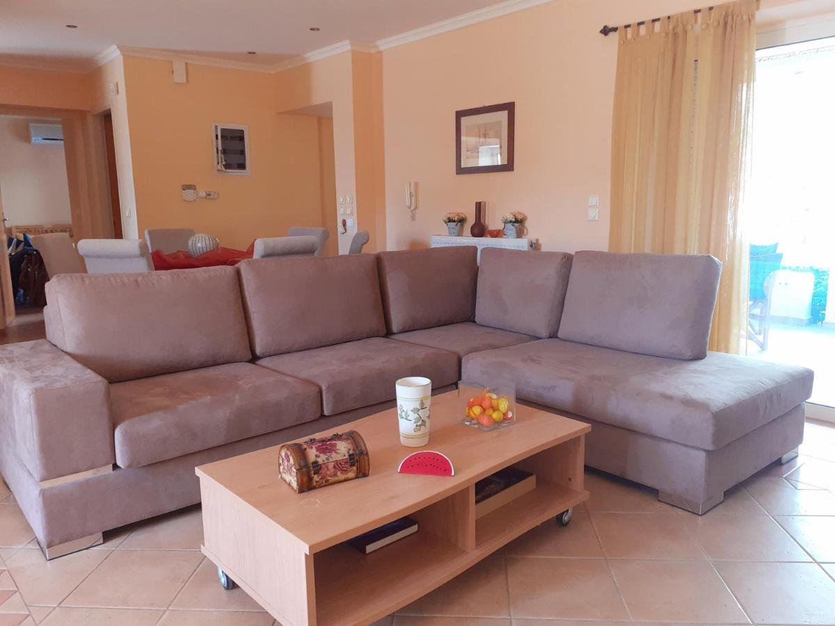 Villa Seabreeze Лоутраки Экстерьер фото